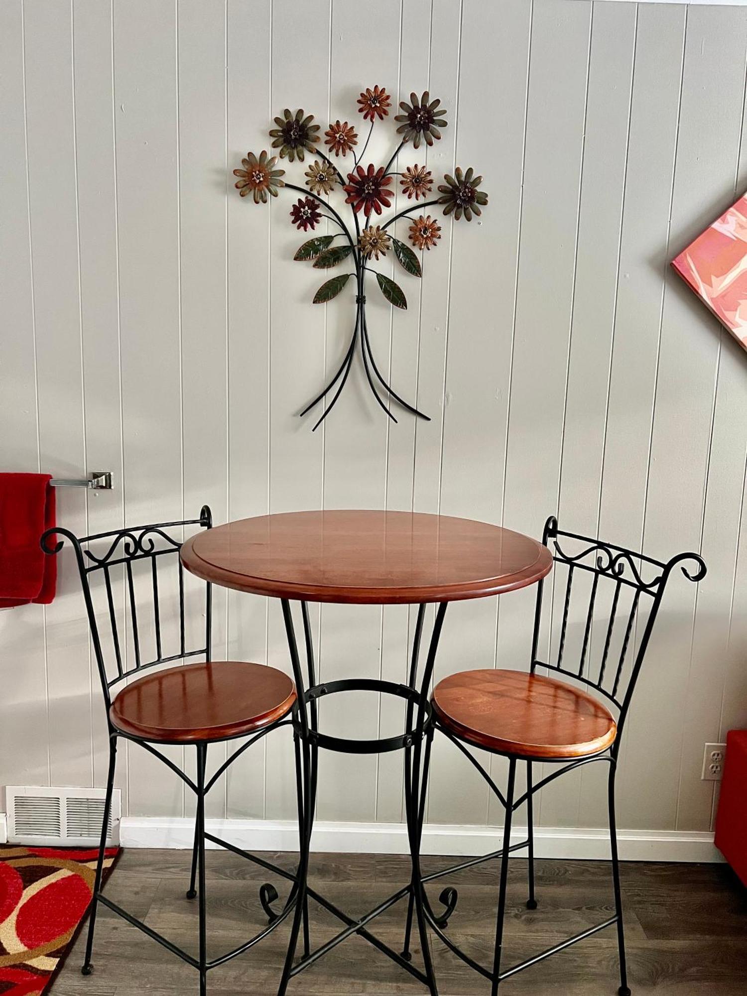 Cozy Buffalo Home-sleeps 4 Lackawanna