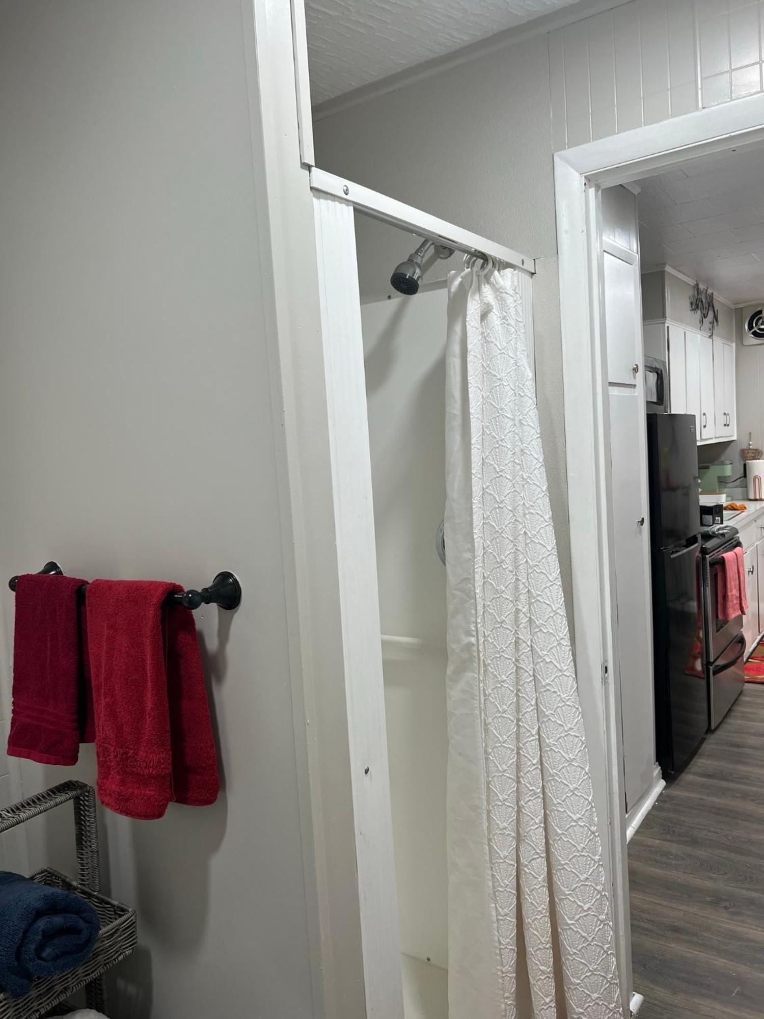 Apartment Cozy Buffalo Home-sleeps 4 Lackawanna